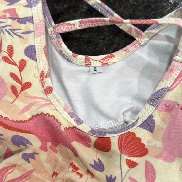 Bella and Omi Dino Tank 4 - Picture 6 of 6